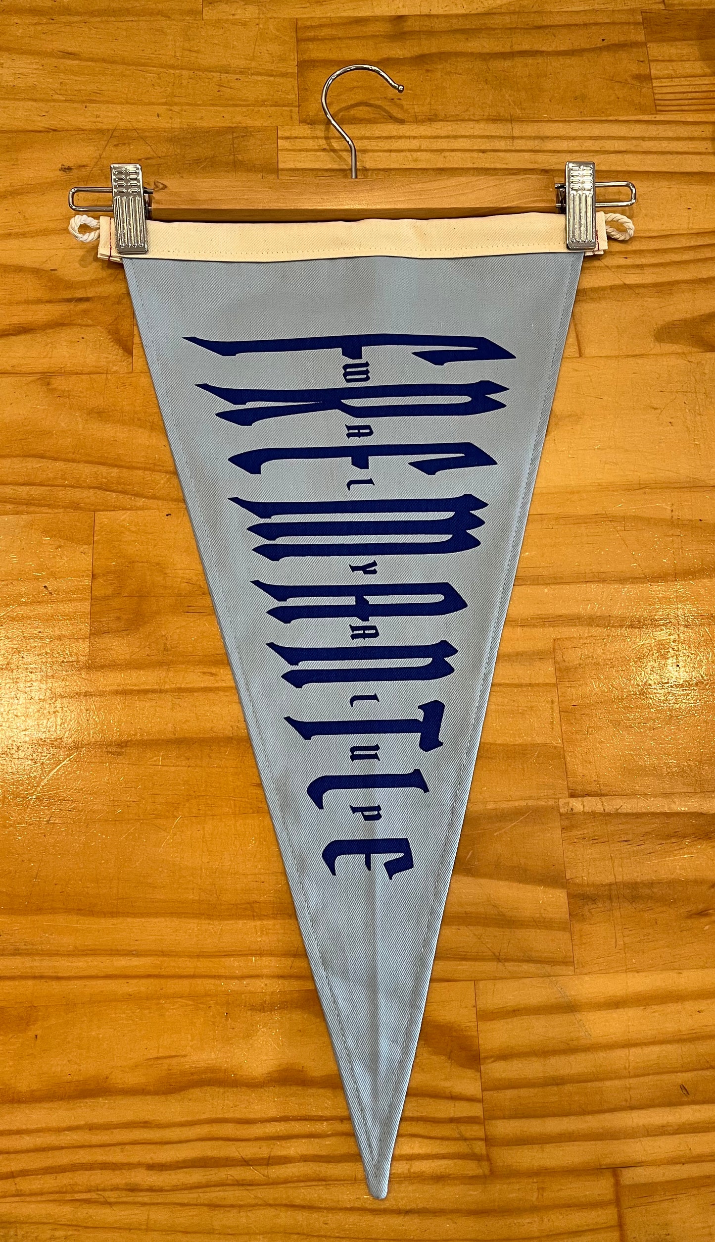 Onnifer - Handmade Flags