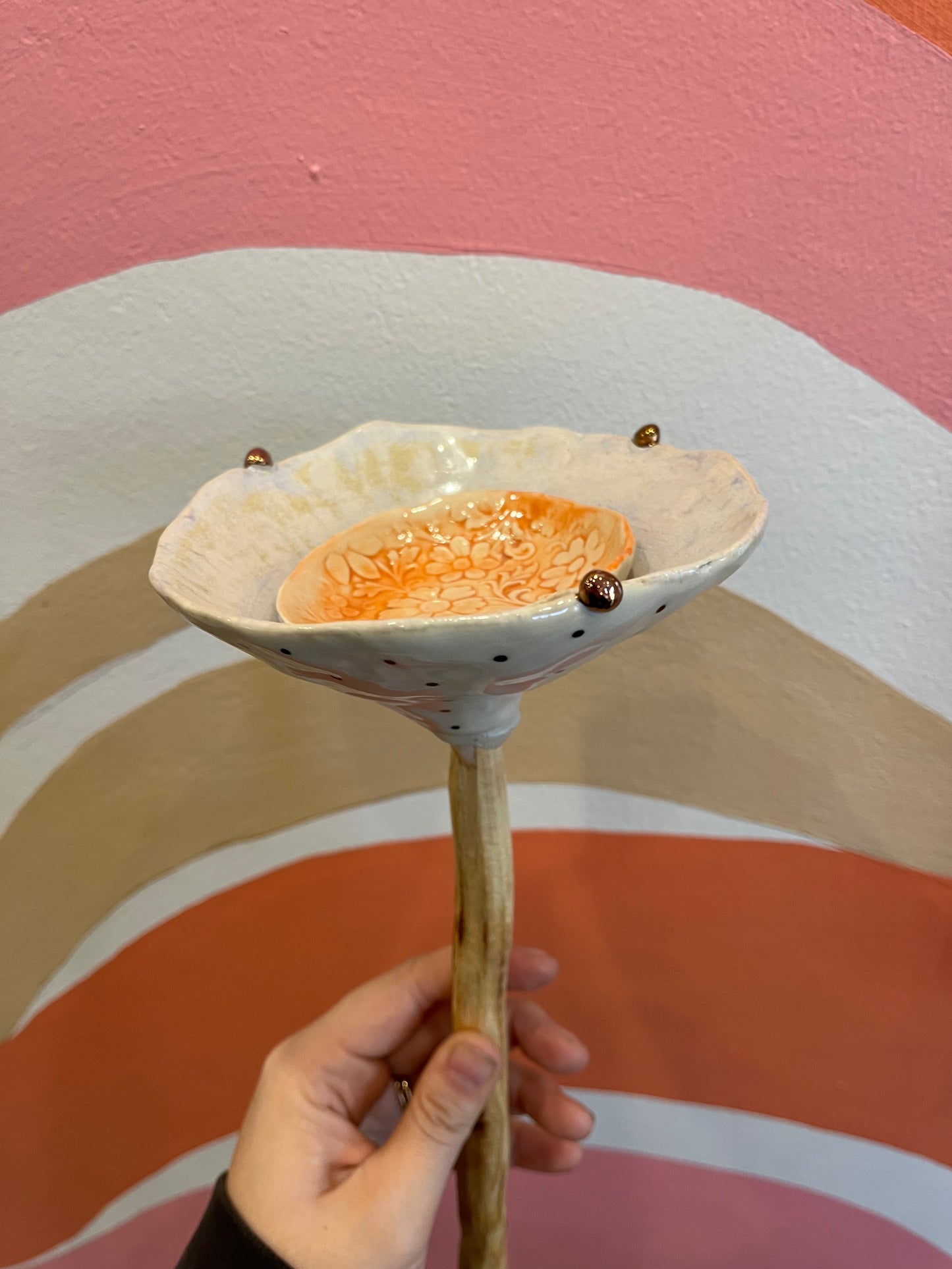 Mae button Bee bath - Orange tones