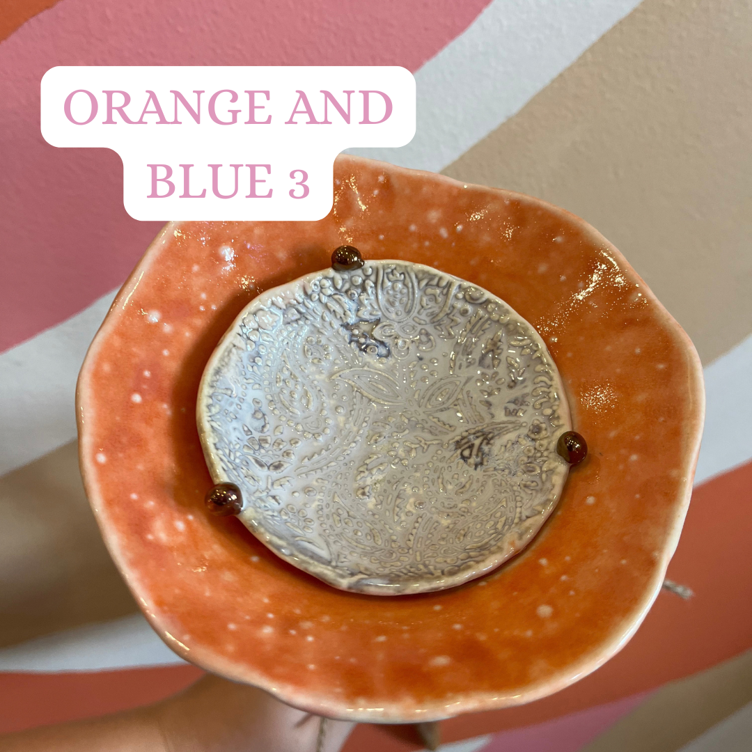 Mae button Bee Baths - Orange and Yellow tones