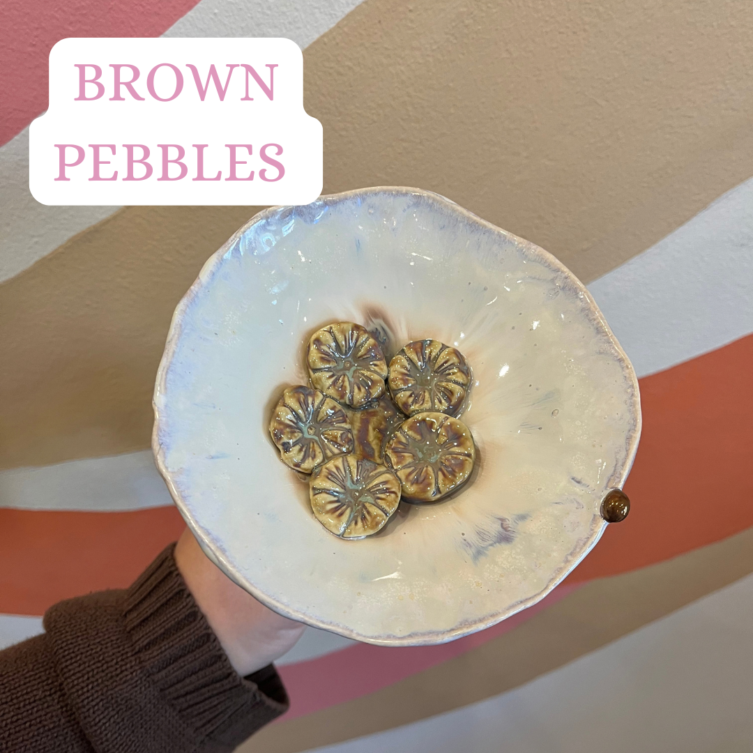 Mae button Bee Baths - Pale Lilac/ blue