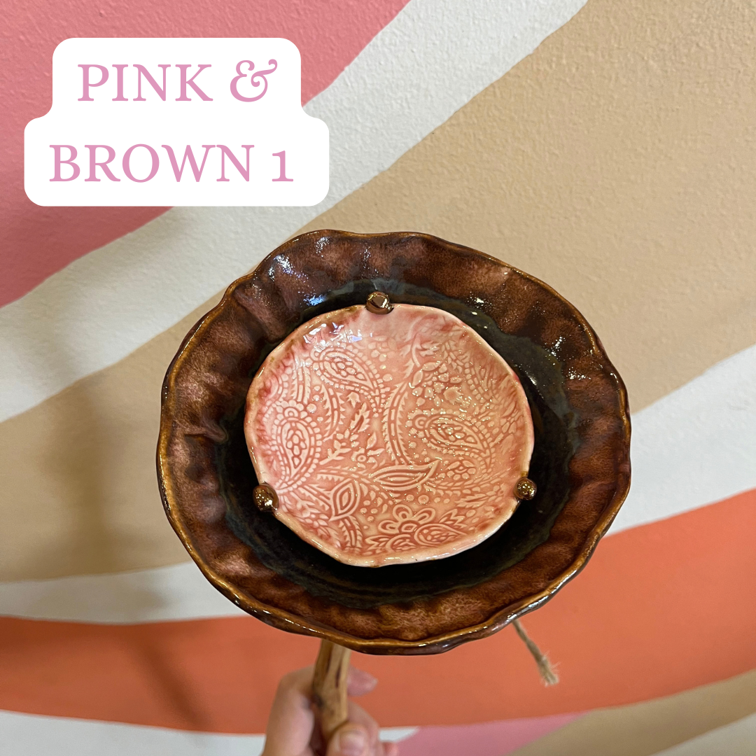 Mae Button Bee Bath - Pinks