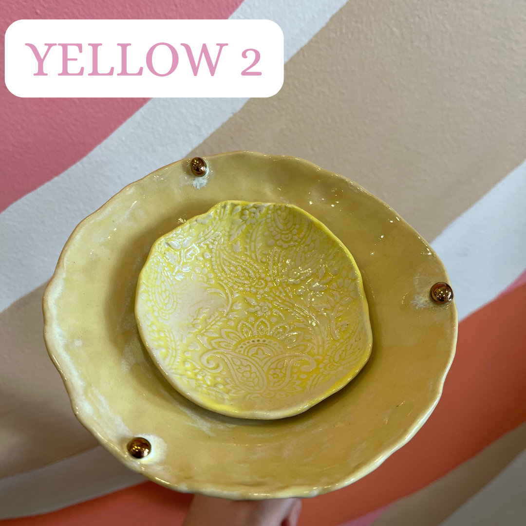 Mae button Bee Baths - Orange and Yellow tones