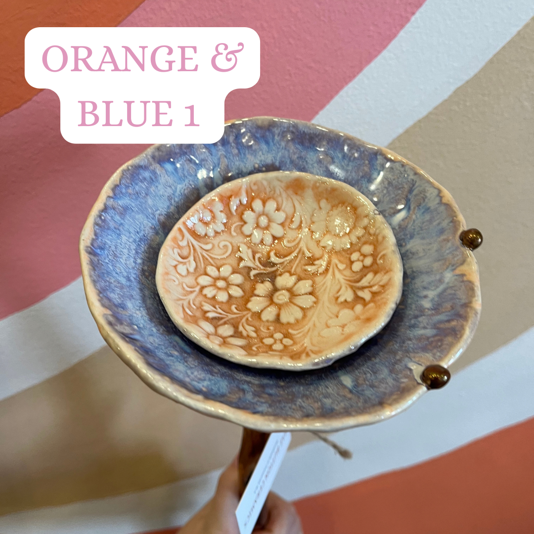Mae button Bee Baths - Orange and Yellow tones
