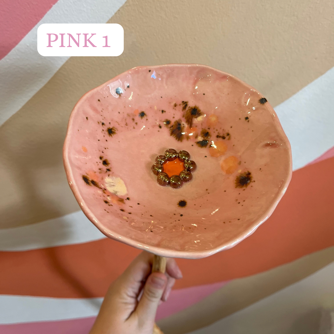 Mae Button Bee Bath - Pinks