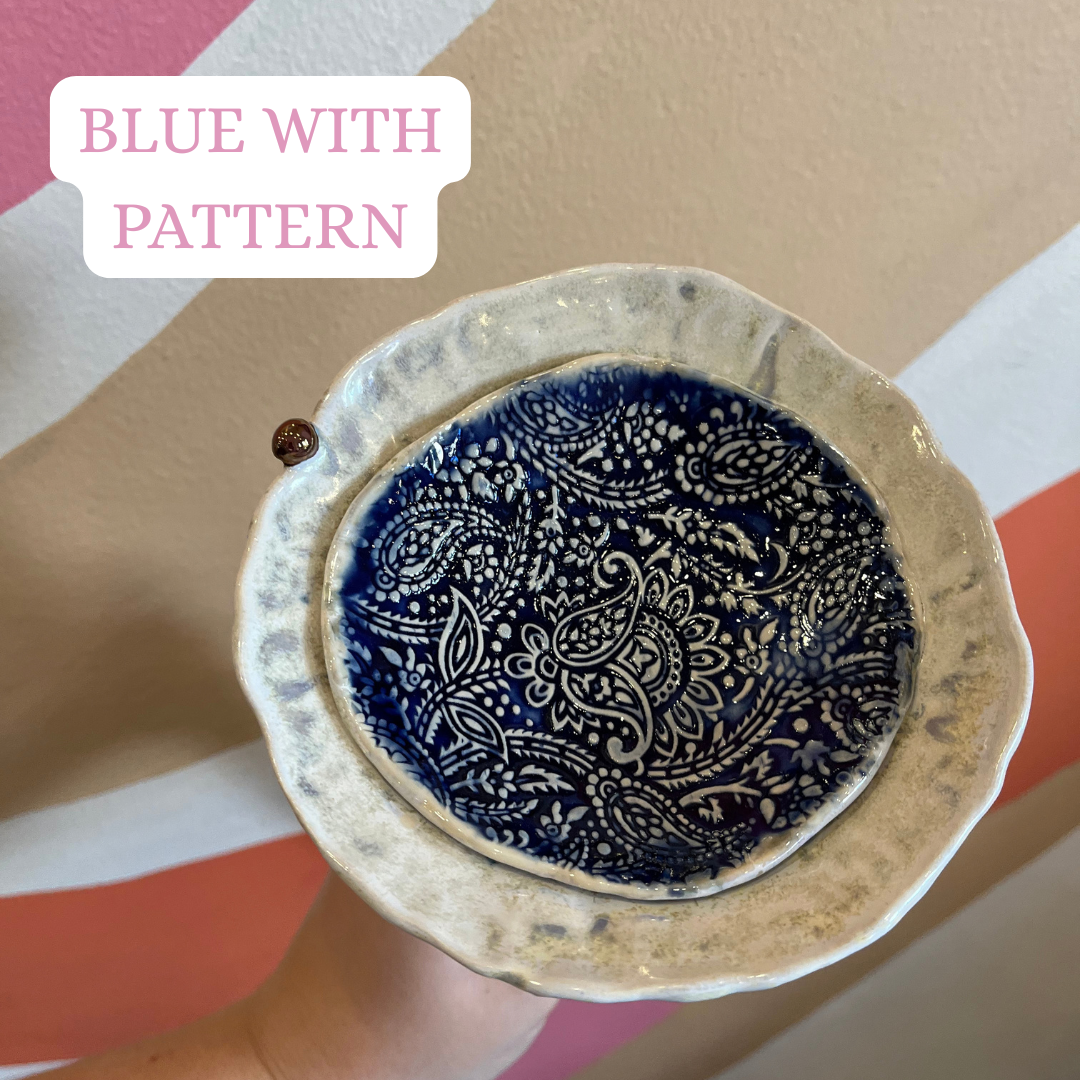 Mae Buttons Bee Baths - Blues