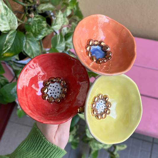 Mae Buttons - Mini Bee Baths