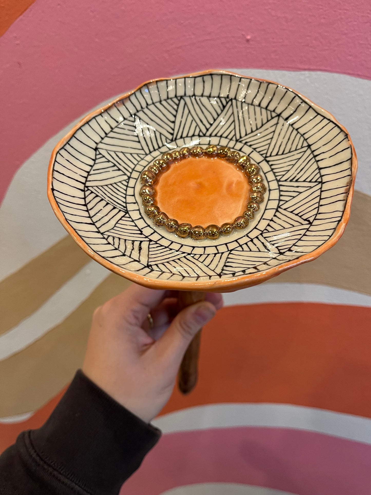 Mae button Bee bath - Orange tones
