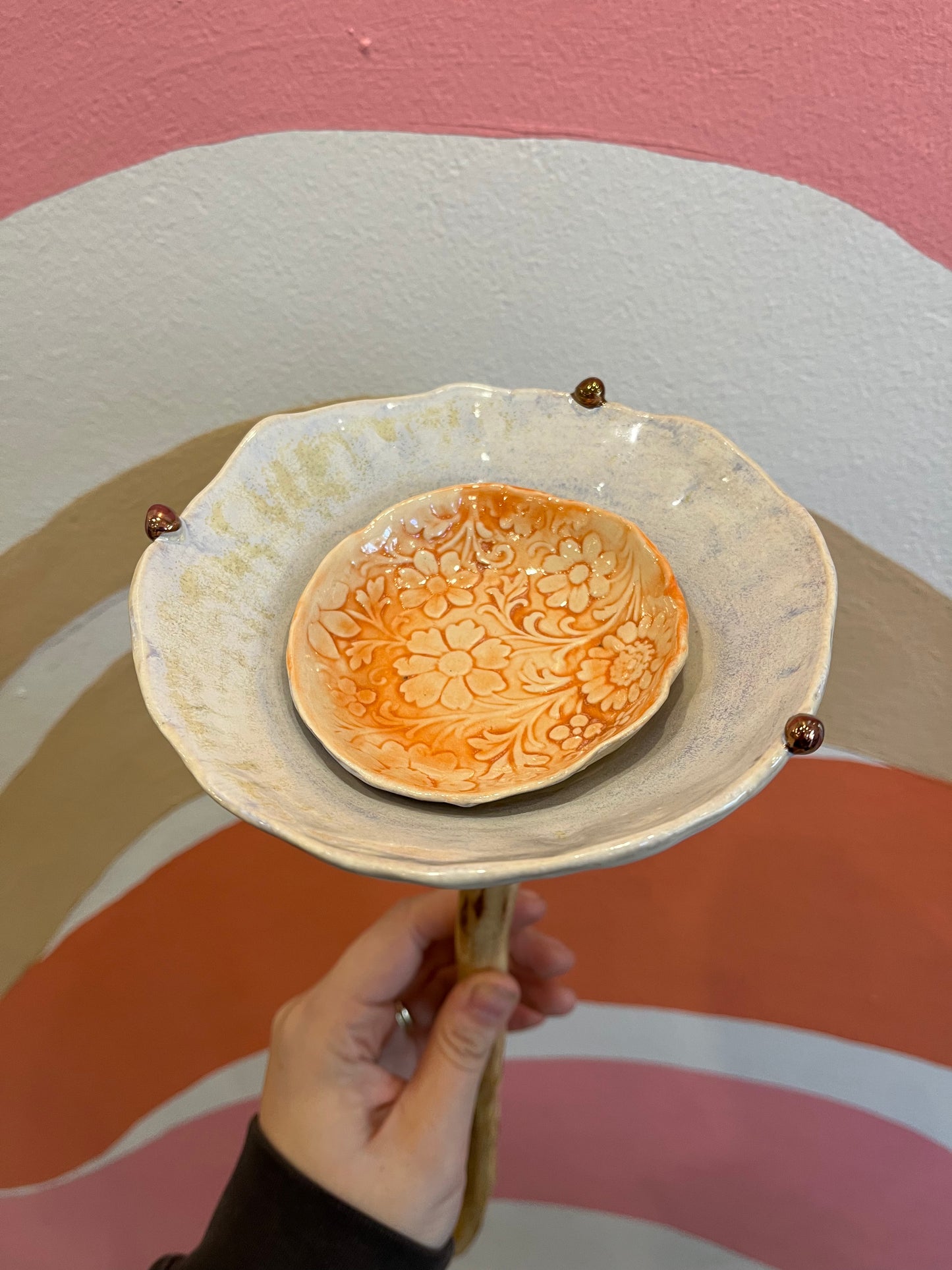 Mae button Bee bath - Orange tones