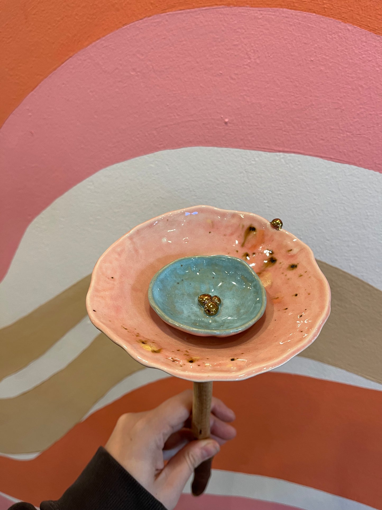 Mae Button Bee Bath - Pinks