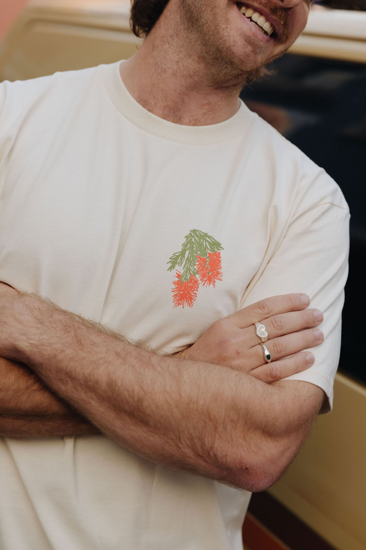 Onshore threads - Wildflower Tee