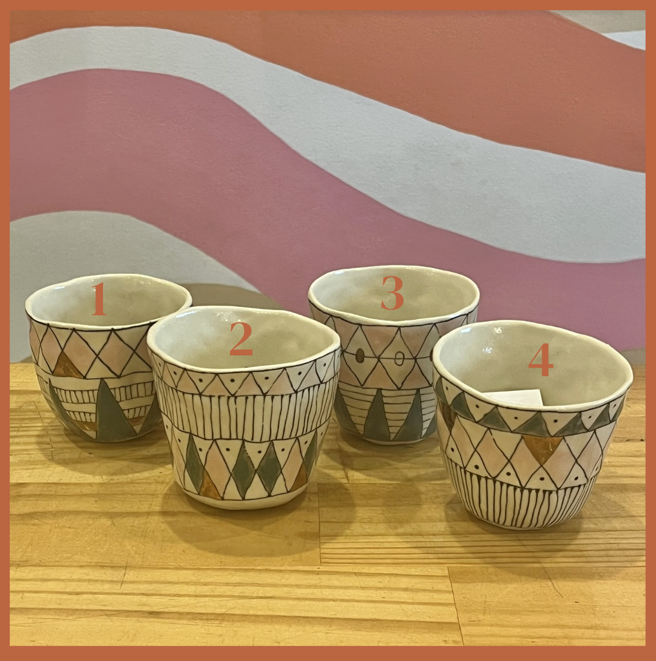 Mae button - No handle mugs with pattern