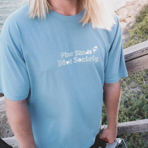 Fine Sands - Dive society Tee